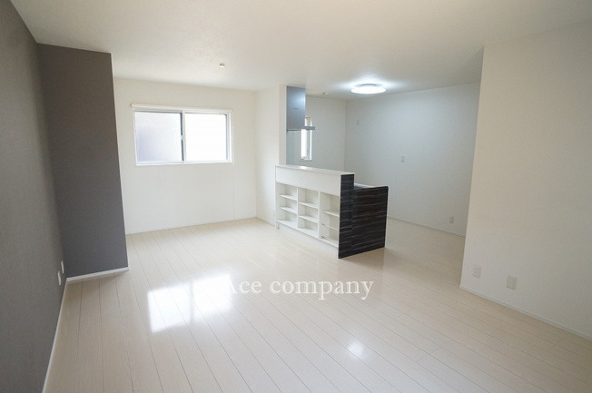 【居間・リビング】 | 東大阪市森河内西2丁目 | 【LDK】