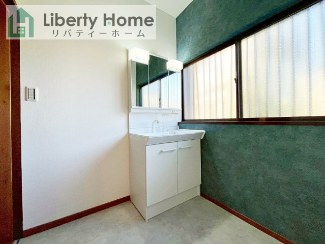 笠間市東平1期　中古戸建の独立洗面台