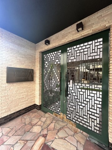 アプリーレ南堀江のエントランス