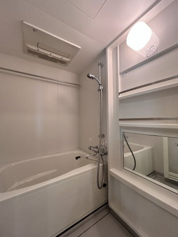 アプリーレ南堀江の浴室