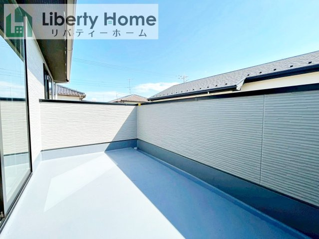 牛久市田宮町26期　新築戸建　１号棟のバルコニー