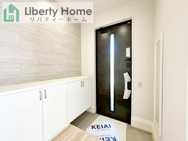 牛久市田宮町26期　新築戸建　１号棟の玄関