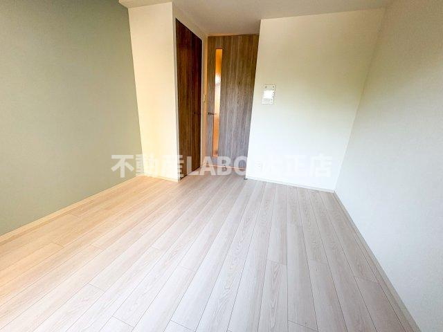 ファステート難波ヴィラントの洋室