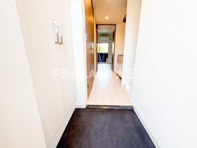 ファステート難波ヴィラントの玄関