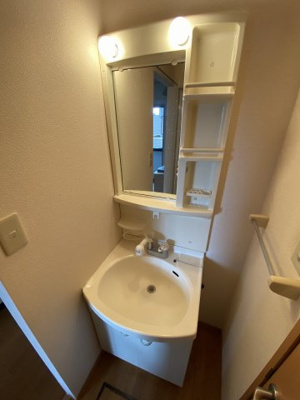 【洗面所】 | ルネ城東 | ※同建物同型別のお部屋