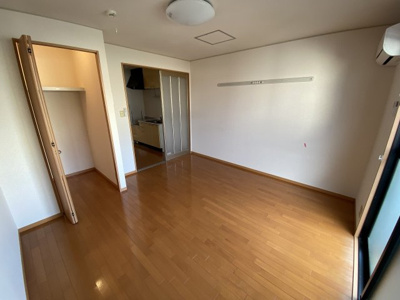 【居間・リビング】 | ルネ城東 | ※同建物同型別のお部屋