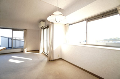 【居間・リビング】 | ヒューマンズプラザ青崎六番館 | 室内（2024年12月6日9：00頃）撮影