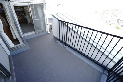 【バルコニー】 | ヒューマンズプラザ青崎六番館 | 現地（2024年12月6日9：00頃）撮影