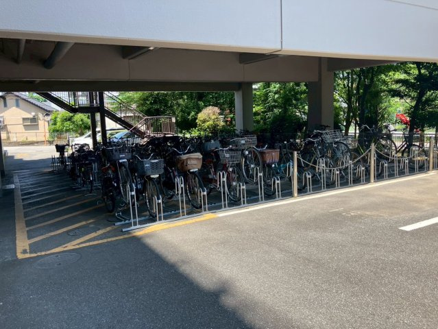 【駐輪場】の画像