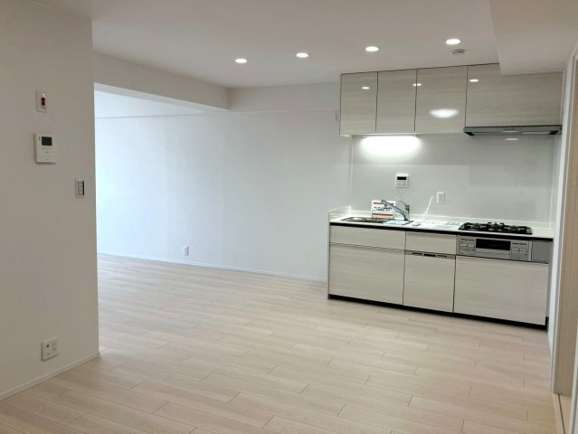 【居間・リビング】の画像