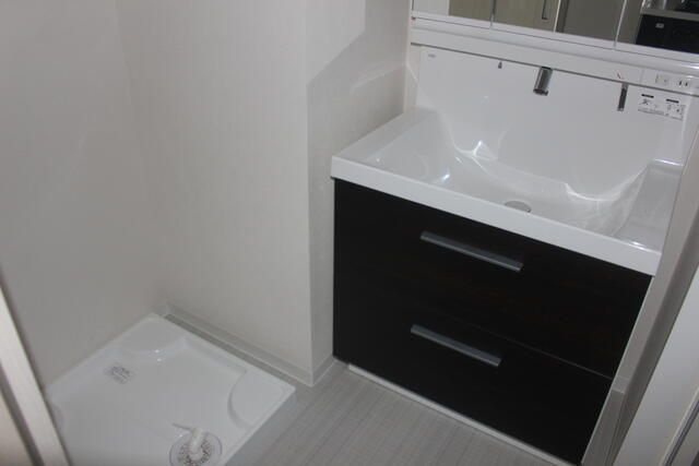 アロー東海神３７番館の洗面所