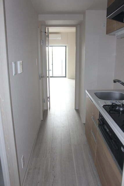 アロー東海神３７番館の玄関