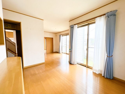 【居間・リビング】 | 加須市久下　中古一戸建