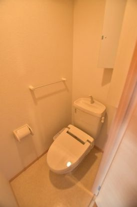 コスモ・ディエースのトイレ