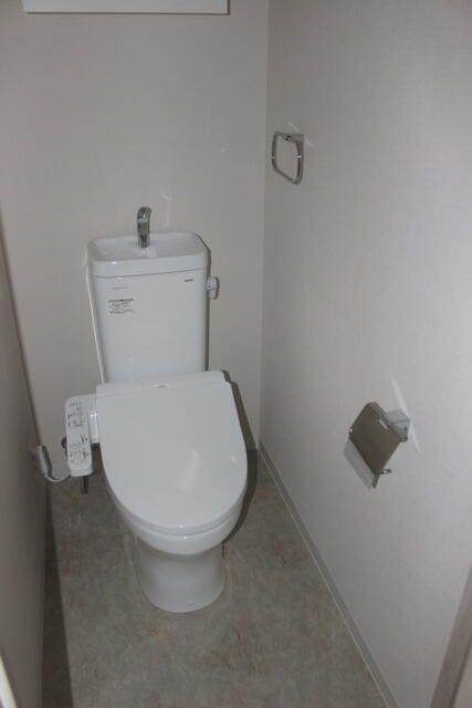 アロー東海神３７番館のトイレ