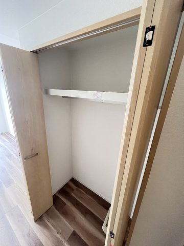 大阪市旭区生江１丁目の賃貸マンションの収納
