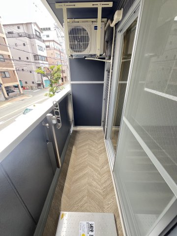 大阪市旭区生江１丁目の賃貸マンションのバルコニー