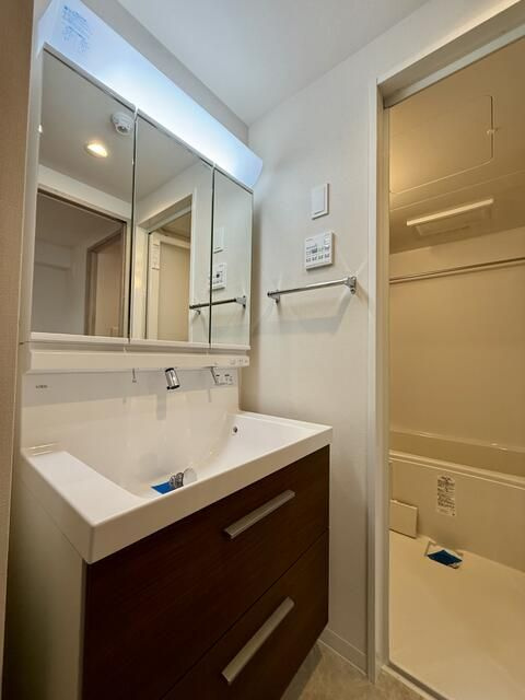 アロー東海神　３７番館の洗面所