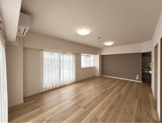 ヴェリテ根岸森林公園【仲介手数料無料】メゾネットタイプ