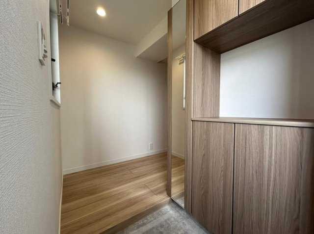 ヴェリテ根岸森林公園【仲介手数料無料】メゾネットタイプ