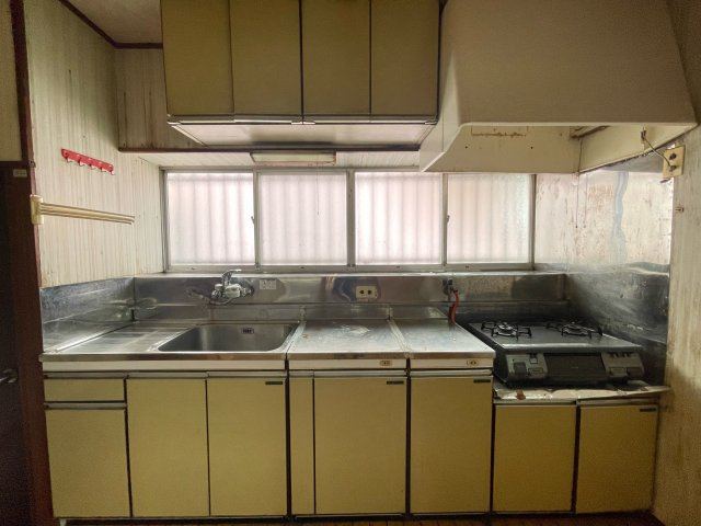 日の出町大久野　中古戸建のキッチン