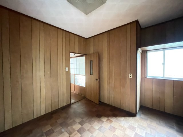 日の出町大久野　中古戸建の洋室|2階洋室