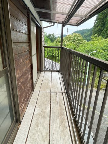 日の出町大久野　中古戸建のバルコニー