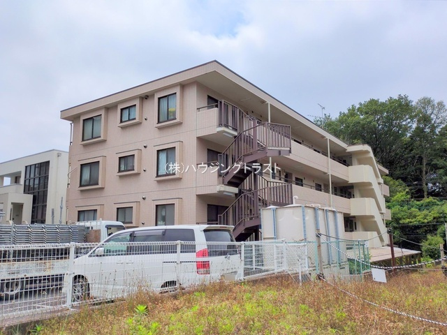 仲介手数料無料　レガパレス椿峰の外観