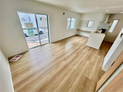 【居間・リビング】 | 佐伯区皆賀1丁目