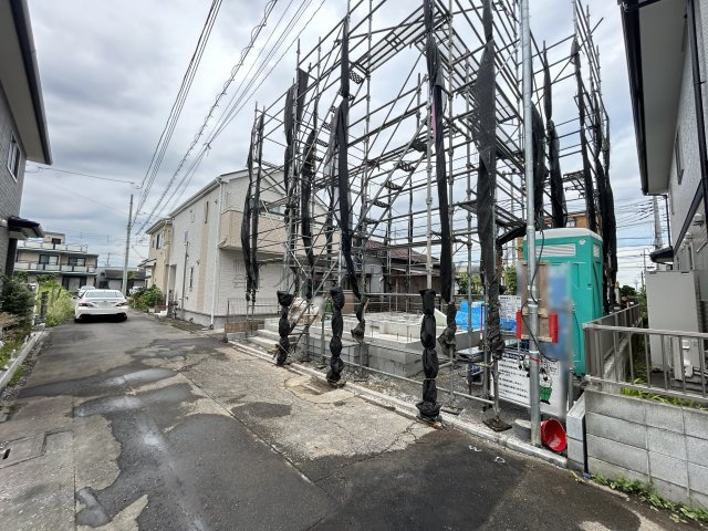 飯能市双柳・全1棟　新築一戸建　～2階LDK15.2帖～の前面道路含む現地写真|2025年6月26日撮影　現地写真
