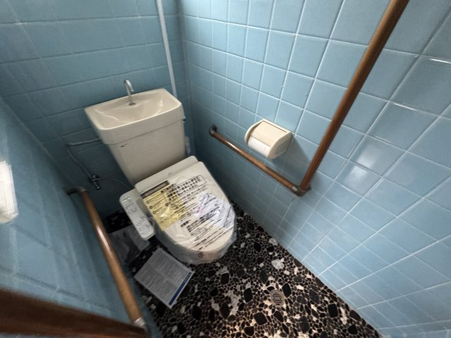 豊南町東4-7-7貸家のトイレ