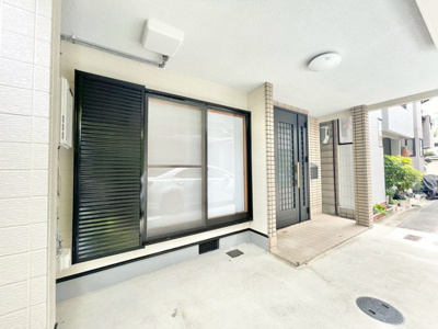 【駐車場】 | 吹田市内本町3丁目中古戸建 | サイトに掲載されていない箇所の写真、撮影してお届けさせて頂きます！気になる物件で、見たい部分の画像が無い場合は、弊社スタッフまでご連絡下さいませ。お客様の気になる箇所を、カメラにて撮影して参ります！