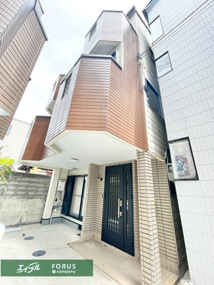 【外観】 | 吹田市内本町3丁目中古戸建 | 物件を比較検討したいお客様には、「物件比較見学プラン」をご用意しております。こちらの物件だけでなく、お客様の希望に沿った物件を、いくつかまとめてご案内させて頂きます。