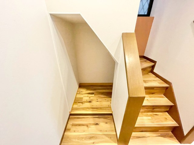 【収納】 | 吹田市内本町3丁目中古戸建 | 弊社のファイナンシャルプランナーより、将来に向けた資金計画・住宅ローンの無料相談が皆様に大変ご好評頂いております！物件ご購入の前に、まずはお気軽にご相談くださいませ。