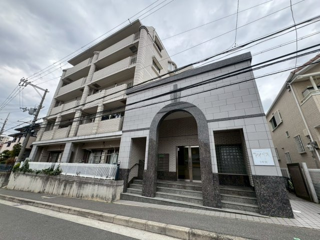 パークハイツアイリス1号館