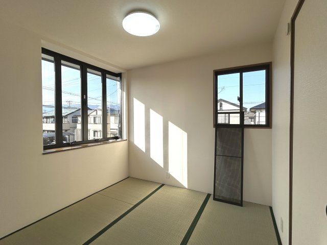 【商談中】リフォーム済中古戸建　不破郡垂井町綾戸　平成7年築の和室|2階和室