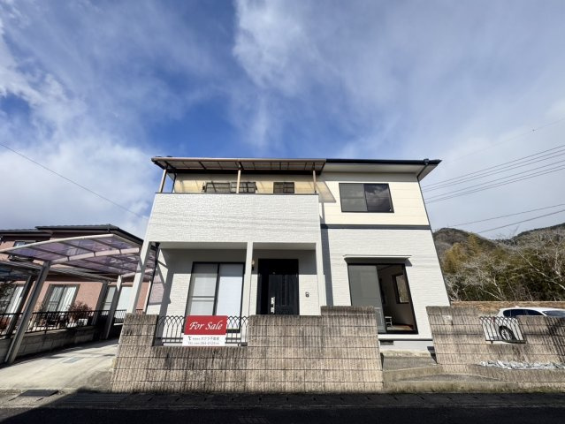 岡山市北区御津高津　中古戸建の外観|令和７年２月リフォーム済みです。
外壁・屋根塗装済みです。