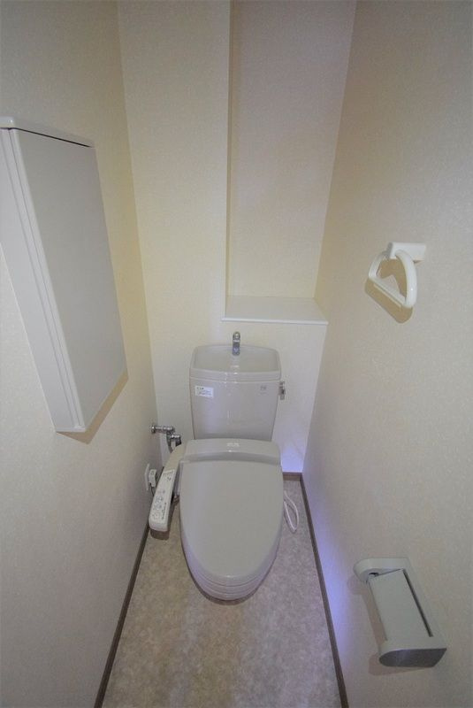 アルモニューズのトイレ|★お問い合わせはWはうすまで♪