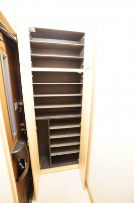 【収納】 | ヴェルクレール壱番館 | ※同物件・反転タイプの写真です。