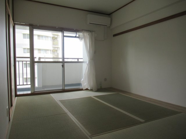 ハーバーランド神戸駅前１ＤＫの和室|和室ならではの温かな和の空間で寛ぎの時間を過ごせます