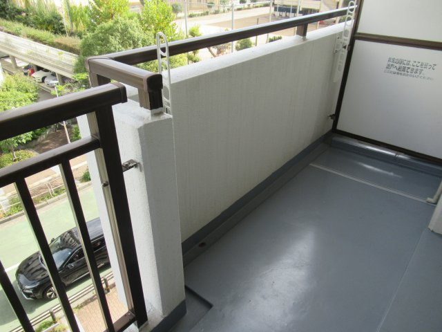 ハーバーランド神戸駅前１ＤＫのバルコニー|暖かな日差しのふりそそぐバルコニー