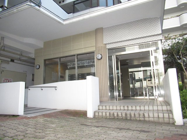 ハーバーランド神戸駅前１ＤＫのエントランス|ゆとりのあるエントランスです