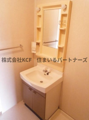 【洗面所】 | レ・ファミール・ド・ジョイ60 | 忙しい朝には欠かせない洗面所です