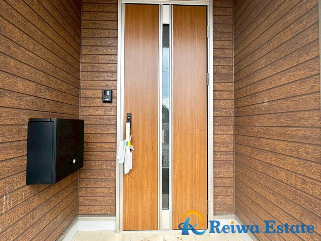 新築戸建　高座郡寒川町倉見の玄関