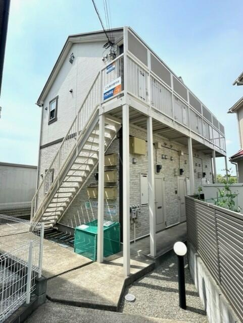 横浜市神奈川区松見町2丁目のアパートの画像