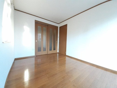 【居間・リビング】 | ＭｉｌｋｙＷａｙ | 明るい色調の室内です