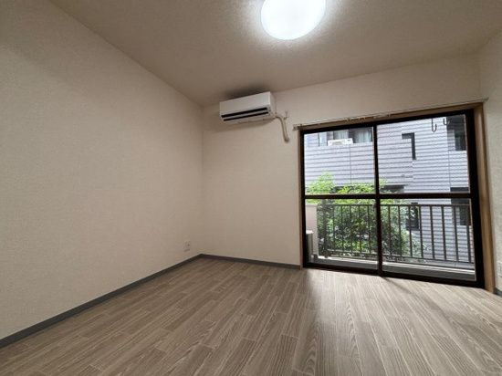 ハウスコットンテールのバルコニー