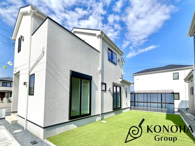 【新築戸建】玉村町板井23-1期の外観|■外観（1号棟）｜閑静な住宅街で始める新しい暮らし♪開放的な毎日をあなたへ(^^♪