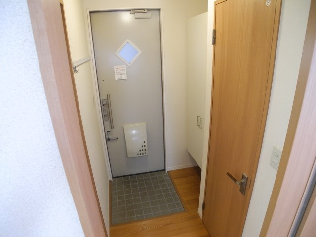 ル・シエールの玄関|※同物件別室同間取りのお部屋となります※現況を優先します