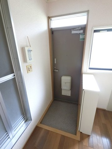 【玄関】